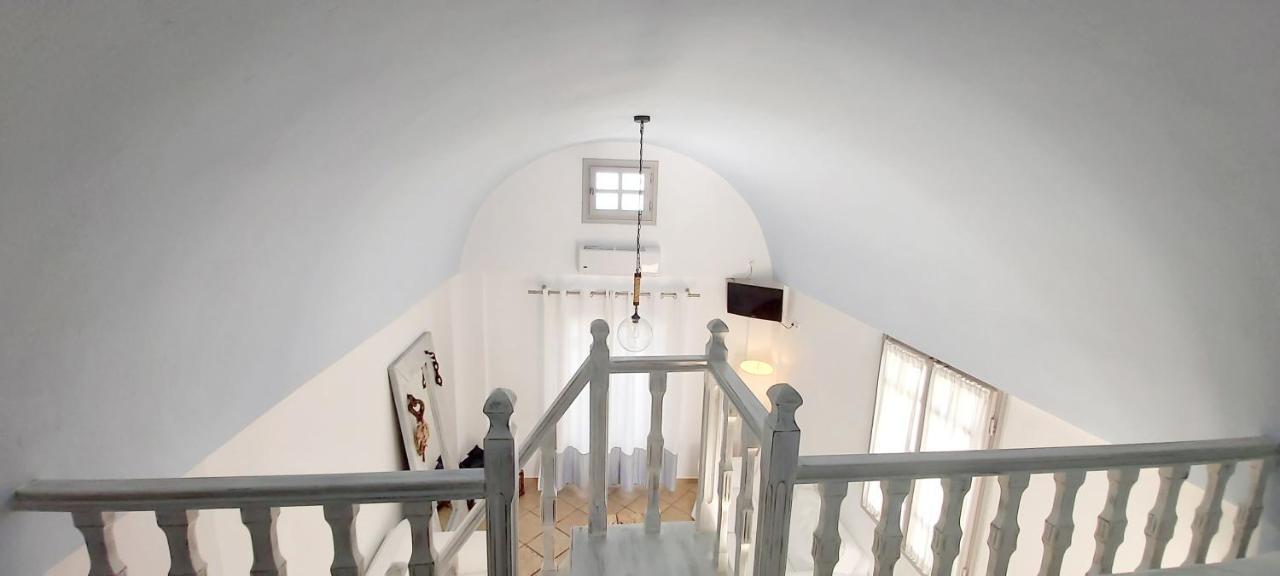 Santorini Mesotopos Fira  Ngoại thất bức ảnh
